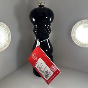 Peugeot 23713 Paris U'Select 7-Inch Salt Mill, Black Lacquer